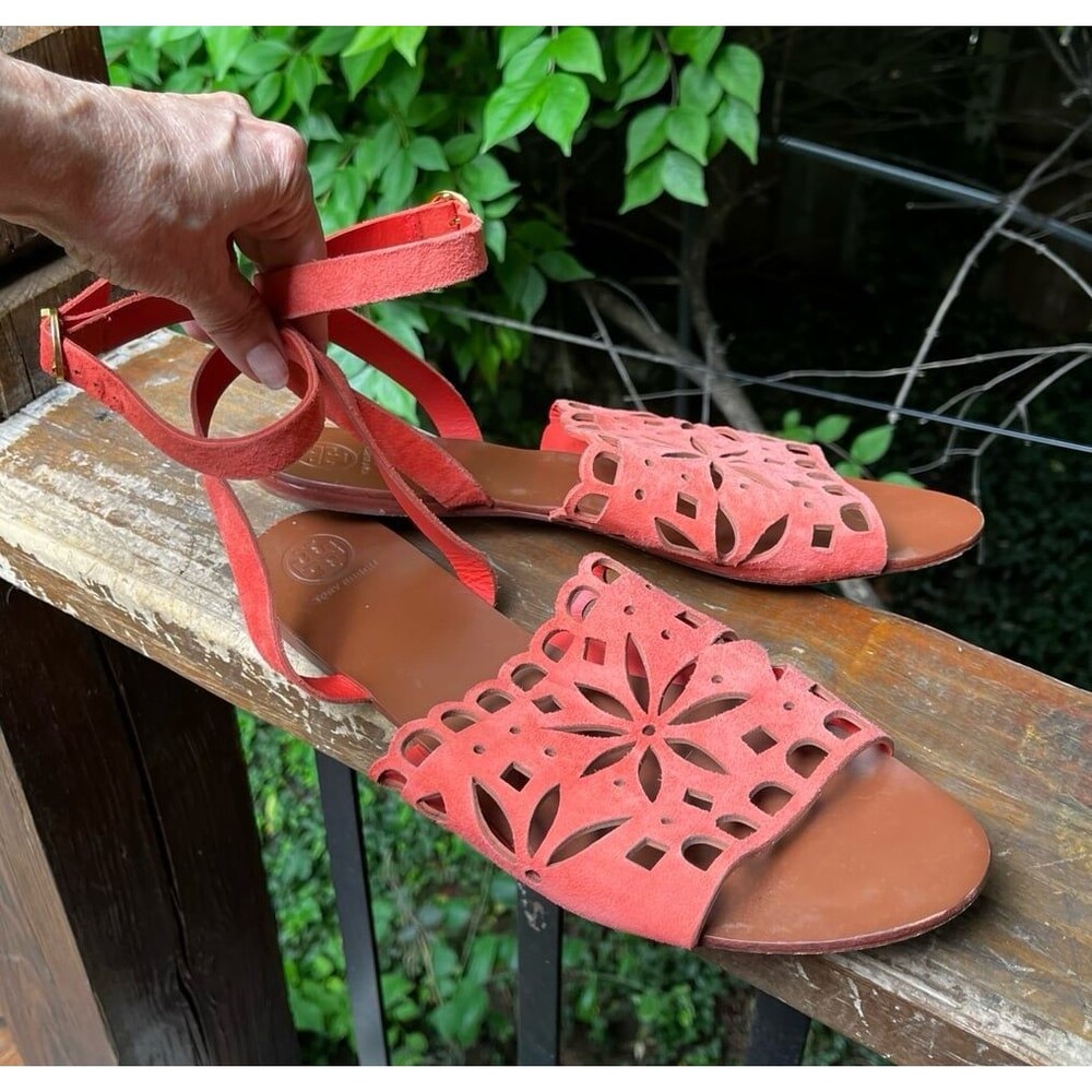 Tory Burch Coral Suede with Cutouts Ankle Strap Flat Sandals sz 11 Shoes Flats